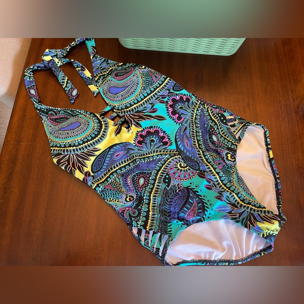 NWT Jantzen One Piece Multi Color Swimsuit